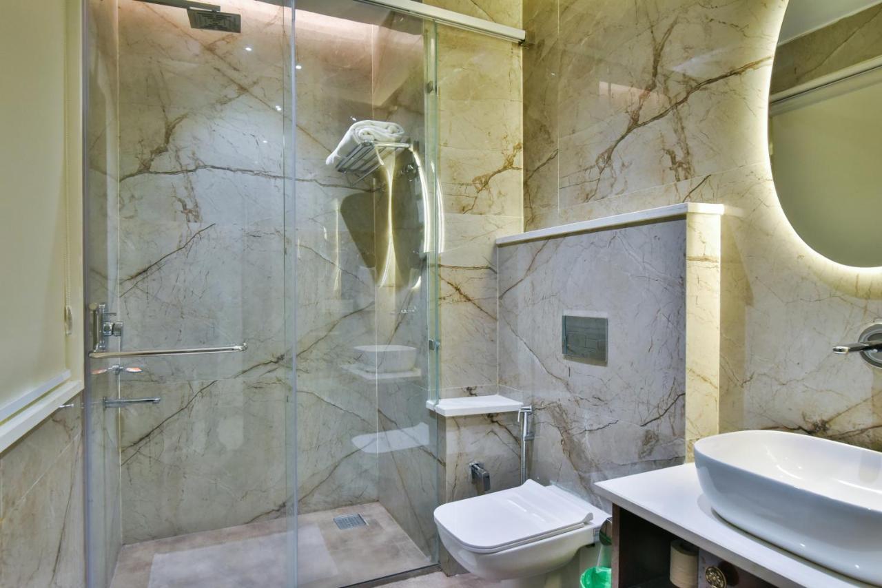 Hotel Br Grand With Nimo Club Amritsar -5 Mint From Golden Temple エクステリア 写真